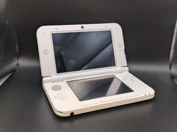 Nintendo 3DS XL Console